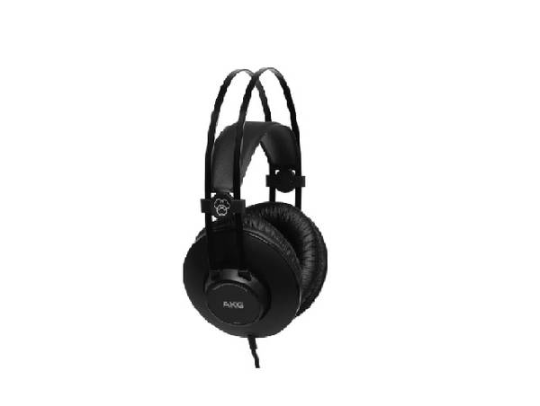 AKG K52