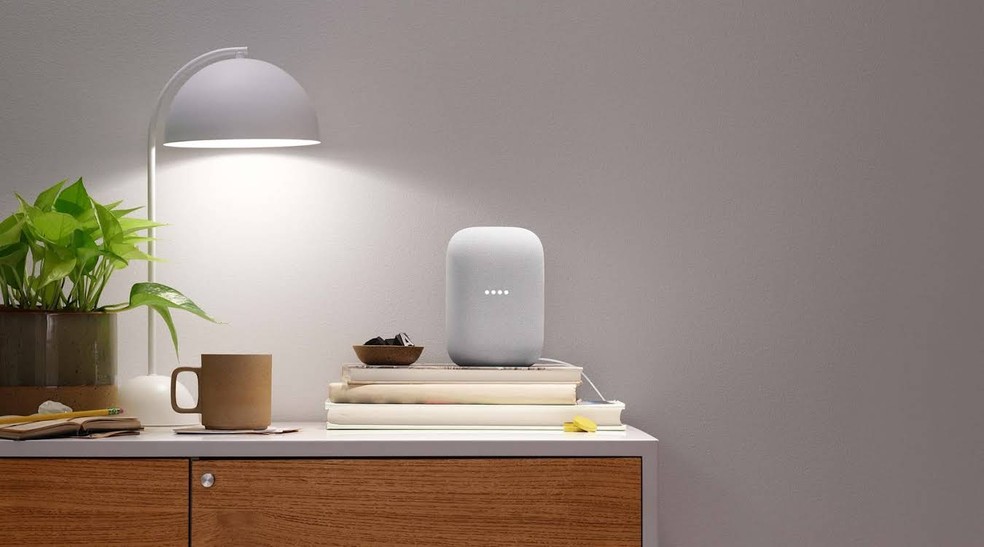 Nest Audio só pode ser usado conectado a uma fonte de energia  — Foto: Divulgação/Google