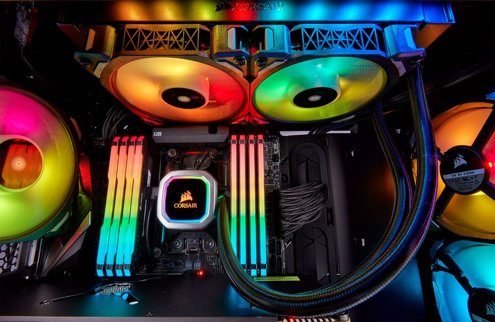 Cooler RGB: 6 opções para resfriar o gabinete e dar estilo ao setup — Foto: Divulgação/Corsair