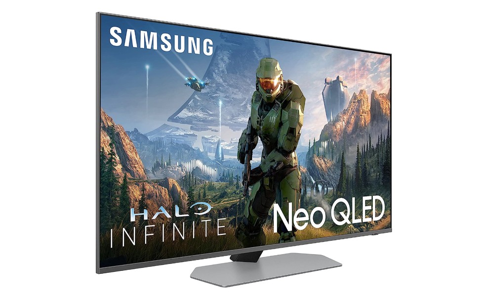 Com configurações AMD FreeSync Premium e Motion Xcelerator Turbo+, a smart TV Samsung Neo QLED QN90C é ótima para gamers — Foto: Divulgação/Samsung