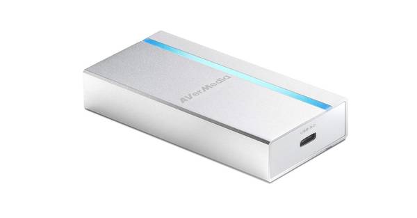 A Avermedia BU110 vem com uma conexão USB 3.0