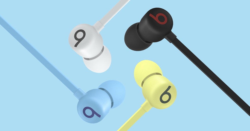 Beats Flex é o fone de ouvido sem fio de entrada da Beats e oferece até três tipos de cores — Foto: Divulgação/Apple