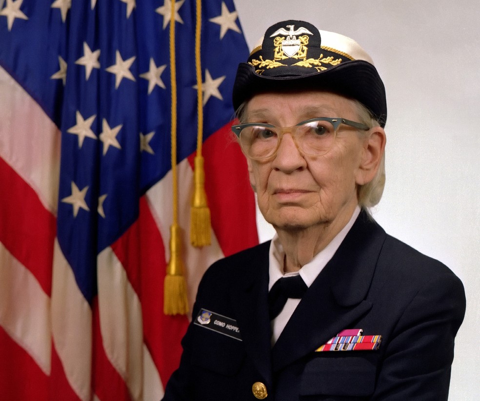 Grace Hopper foi uma das responsáveis por democratizar a linguagem de computação — Foto: Reprodução/U.S. Department of Defense/James S. Davis