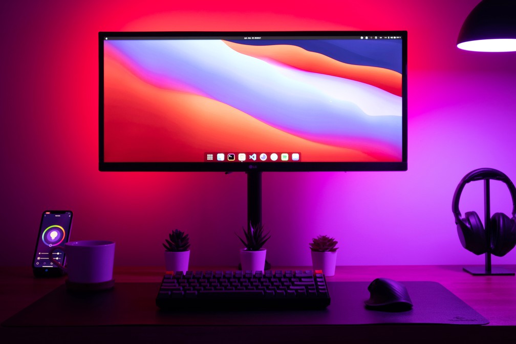 Lista reúne 6 modelos de monitores 4K com por a partir de R$ 1.559 — Foto: Unsplash/Nubelson Fernandes