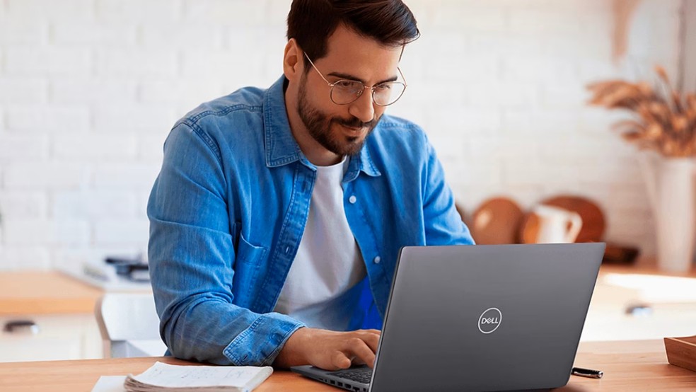 Comprar um notebook tem duas grandes vantagens: a portabilidade e a facilidade para começar a utilizá-lo assim que você tira o equipamento da caixa — Foto: Reprodução/Dell