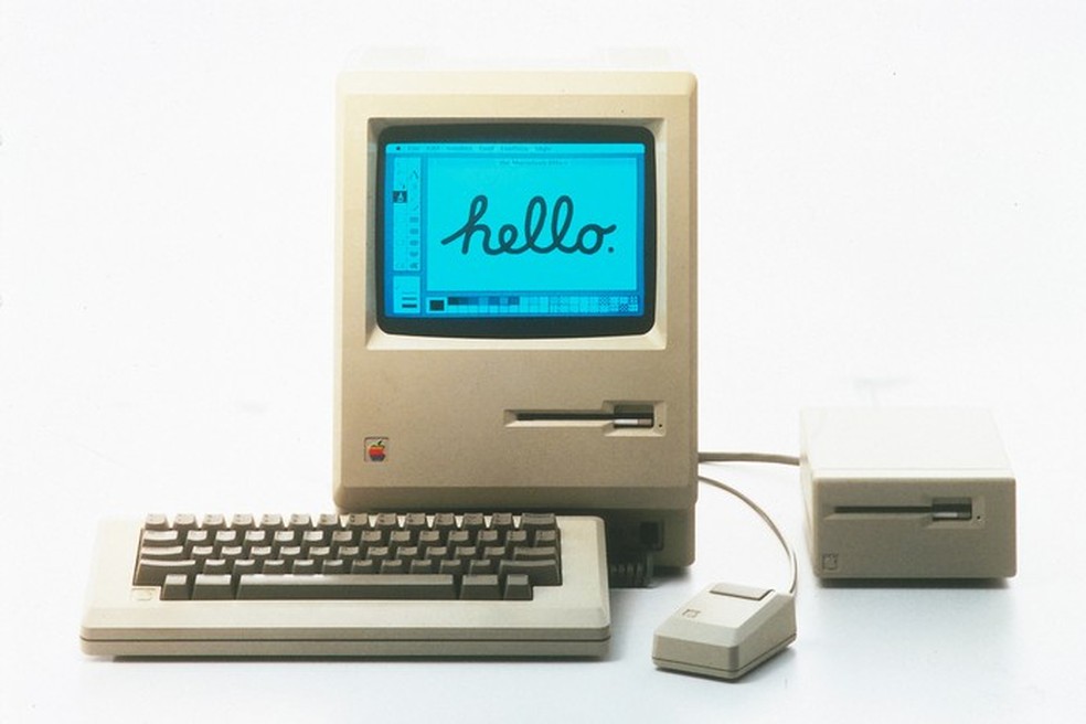 Macintosh revolucionou com interface gráfica a preço mais baixo — Foto: Divulgação/Apple