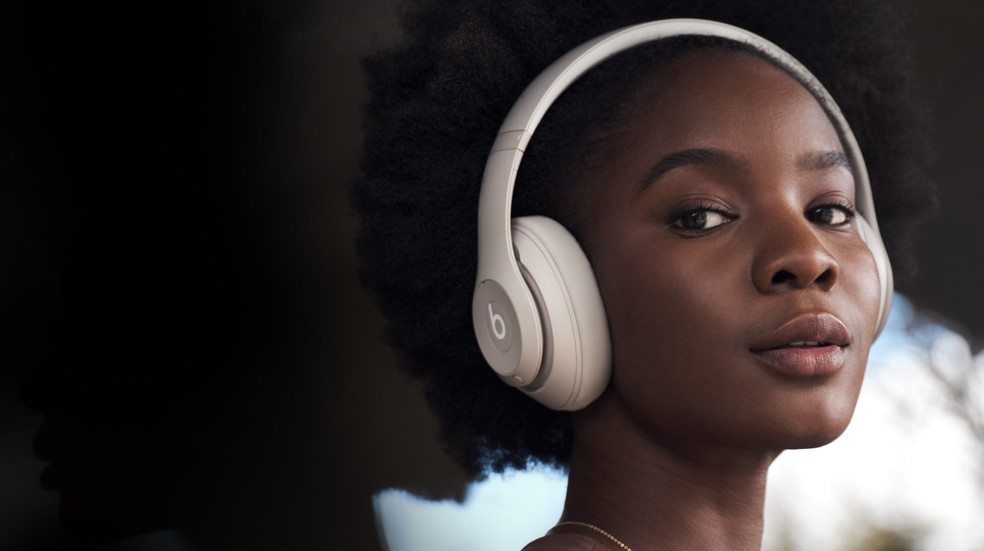 Fone de ouvido Beats Fit Pro: confira esse e outros modelos em oferta na Amazon — Foto: Divulgação/Beats