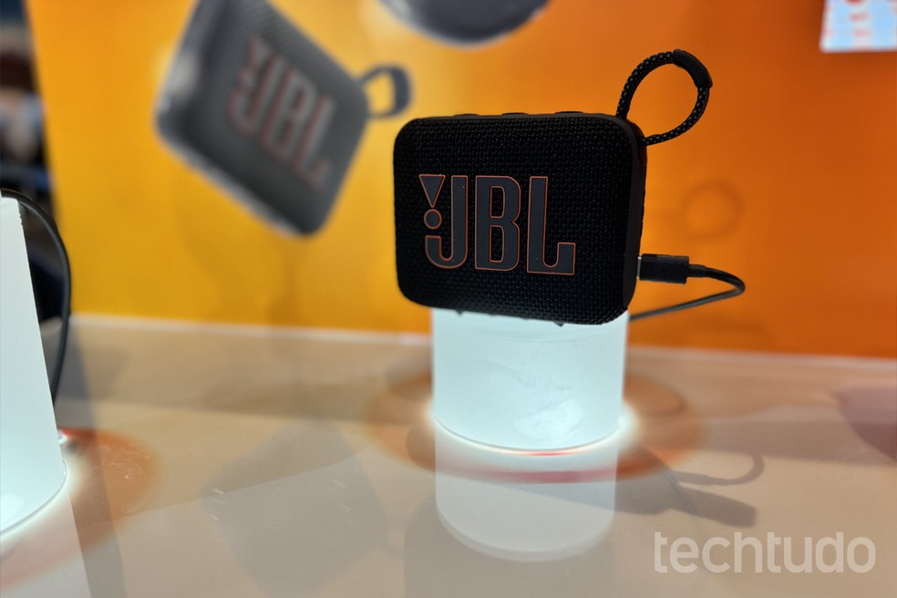 JBL Go 4 é a mais compacta da marca — Foto: Rubens Achilles/TechTudo