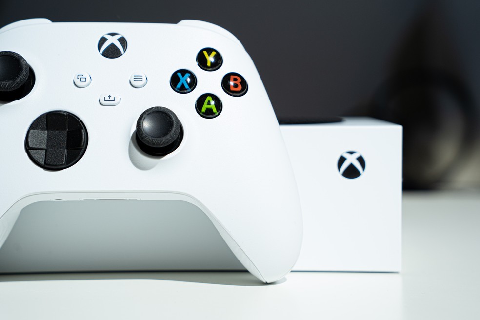 Xbox Series S, teclados e acessórios gamers estão em promoção no Mercado Livre — Foto: Reprodução/Unsplash/Mika Baumeister